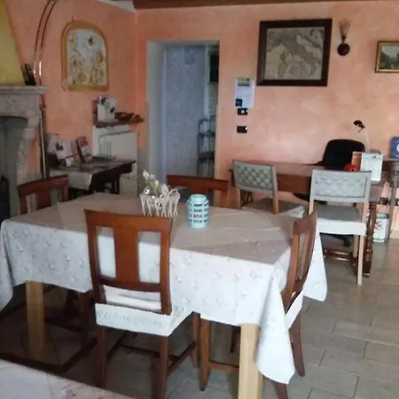 Oda ve Kahvaltı La Carbonara 6 *